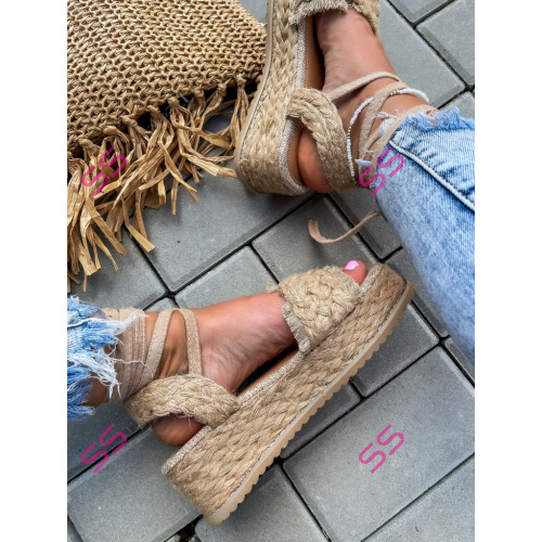 Ultraľahké platformové sandále ELAINE