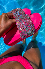 Platformové šľapky zdobené kamienkami RONY+