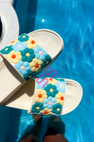 Kvetované gumené papuče FLOWER+