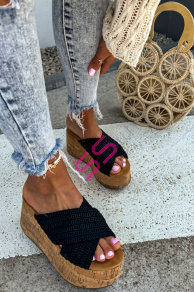 Čierne platformové šľapky DAMARI+