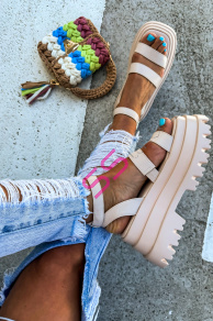 Platformové sandále TAMIA+