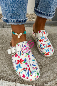 Vzorované zdravotnícke šľapky CAMELLIA-