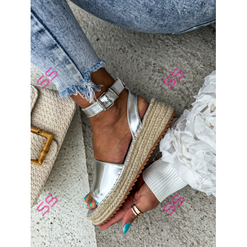 Elegantné sandále VALETTA-