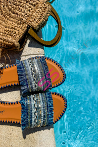 Šľapky zdobené flitrami KAILYN-