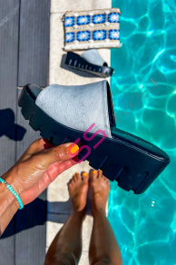 Platformové šľapky CORNELIA-