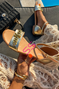 Elegantné sandále so zlatou ozdobou ROSALYN-