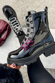 Lakované šnúrovacie čižmy so striebornými kamienkami NERY+