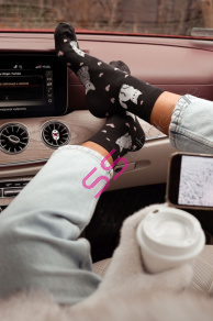 Čierne ponožky s mačičkami