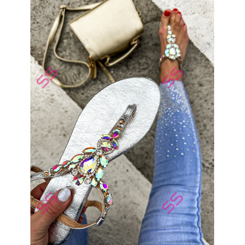 Dámske sandále zdobené kamienkami MABEL-