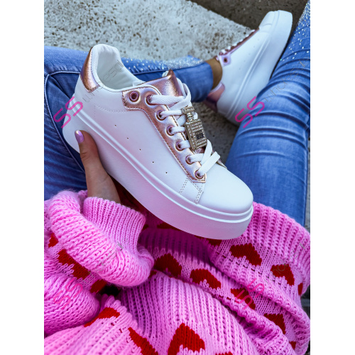 Dámske tenisky so striebornou ozdobou YASMINE-