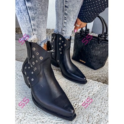 Jarné čižmy zdobené striebornými nitmi VIVIANA-