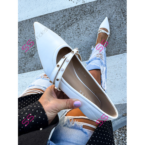 Balerínky zdobené zlatými nitmi VIOLA-