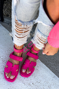 Semišové sandále na suchý zips MAIKO-