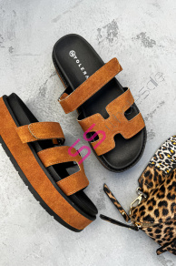 Hnedé dámske šľapky EDITA-