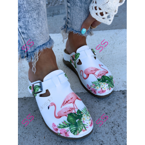 Vzorované zdravotnícke šľapky FLAMINGO