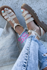 Béžové sandále so zlatou ozdobou ROMANA-