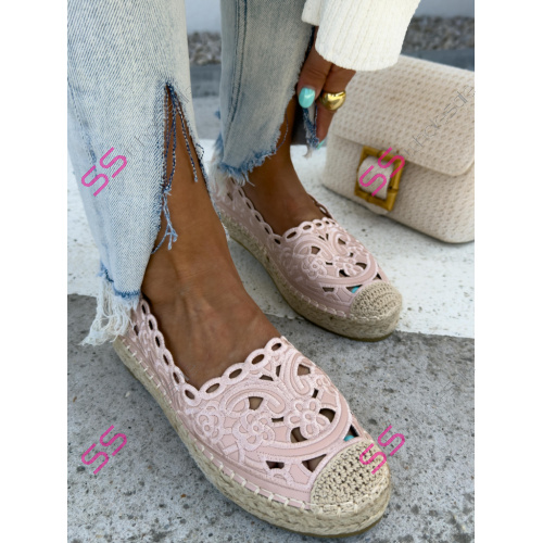 Vyšívané dámske mokasíny LILIEN-