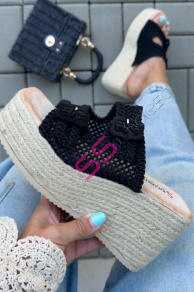 Platformové háčkované šľapky CORALA-