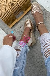 Trblietavé dámske sandále GOLDY