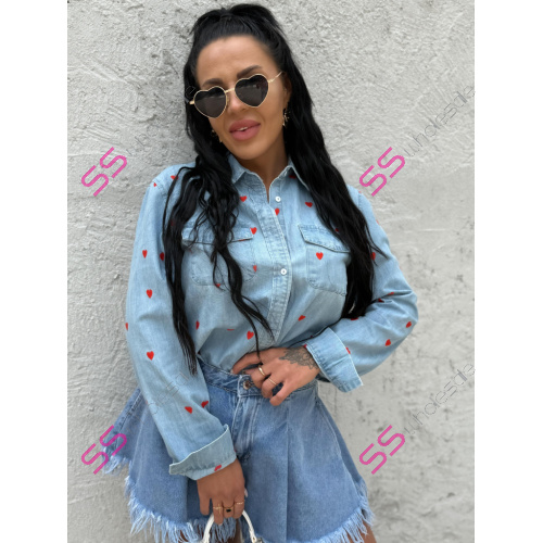 Denim košeľa s vyšívanými srdiečkami MADDIE