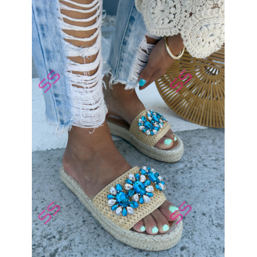 Šľapky zdobené kamienkami SELLY-