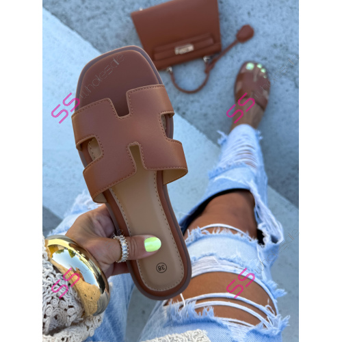 Hnedé dámske šľapky MEREDITH-