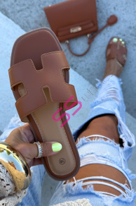 Hnedé dámske šľapky MEREDITH-