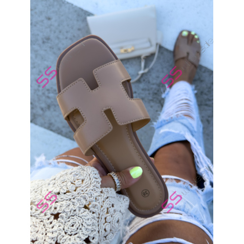 Hnedé dámske šľapky MEREDITH-