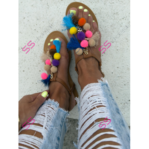 Sandále s pestrými ozdobami VEVINA-