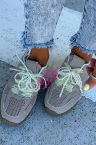 Tenisky zdobené korálkami COREY