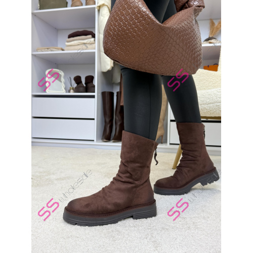 Členkové semišové čižmy FRINA