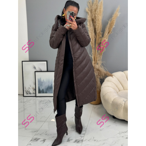 Dlhý koženkový kabát s kapucňou a opaskom JAMEA