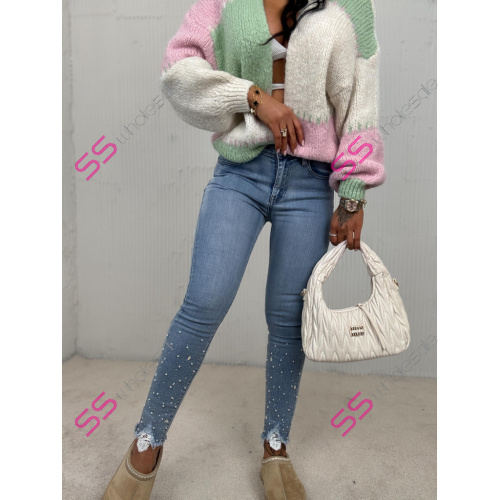 Vysoko-pásové skinny rifle zdobené kamienkami a korálikmi