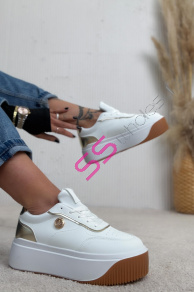 Platformové tenisky so zlatými detailmi APRYLL