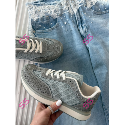 Platformové tenisky zdobené kamienkami NESANA-