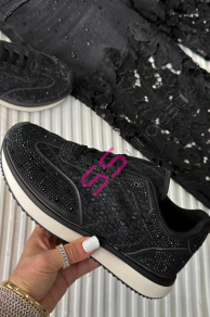 Platformové tenisky zdobené kamienkami NESANA