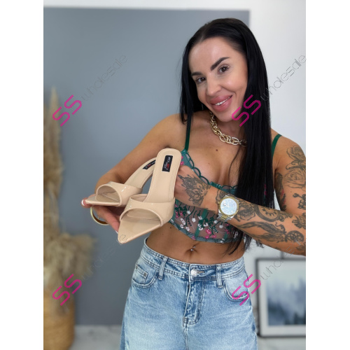 Lakované sandále ZEVRA