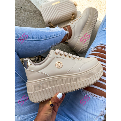 Platformové tenisky so zlatými aplikáciami NIKO-