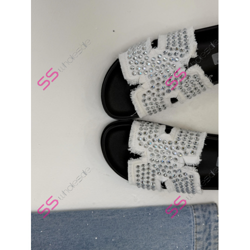 Dámske šľapky s kamienkami SIDONA