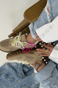 Tenisky zdobené korálkami COREY-