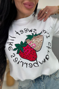 Biele tričko s flitrovým zdobením a potlačou STRAWBERRY 